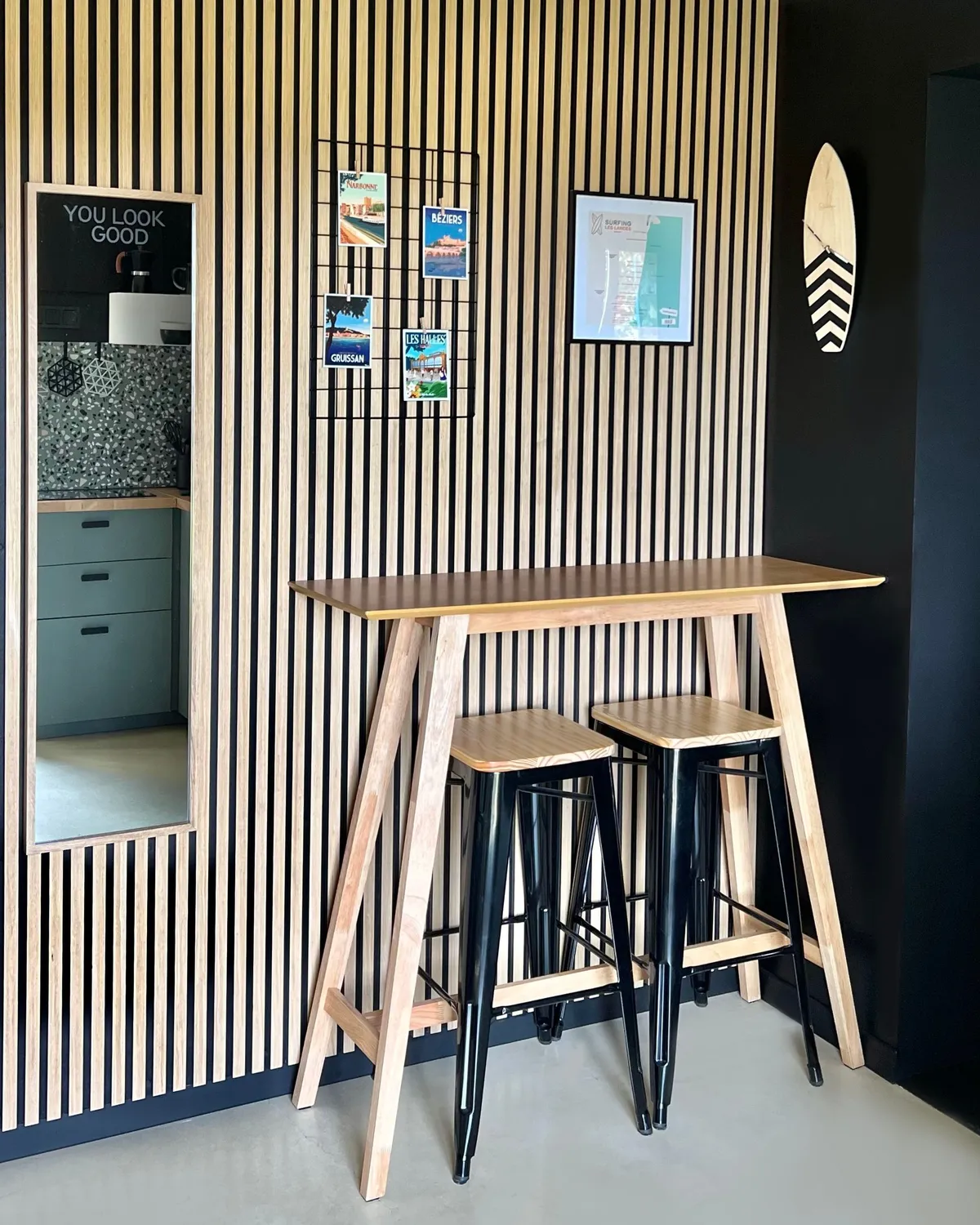 Salon und Küchenzeile des Studios — Bild 2