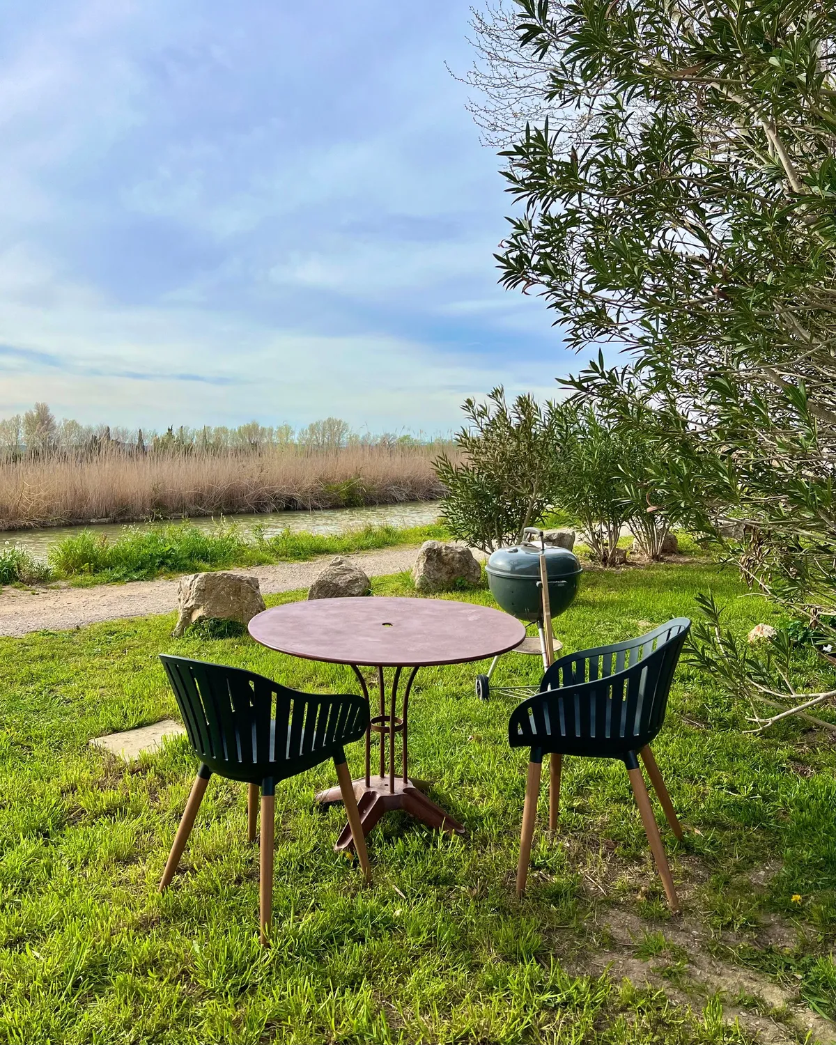Garten und Terrasse des Studios am Canal de la Robine — Bild 1