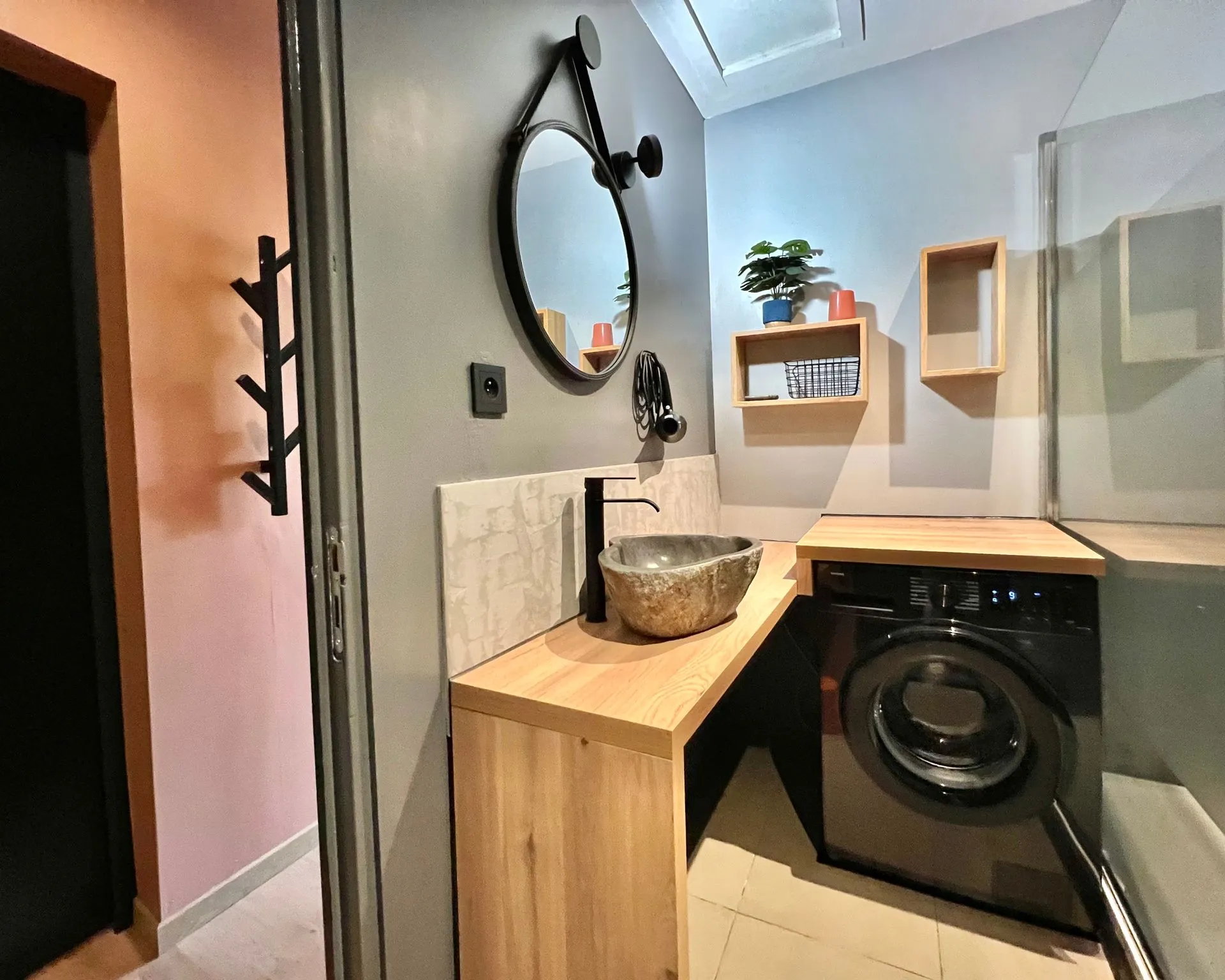 Bäder des Masterpiece mit Walk-in-Duschen — Bild 6