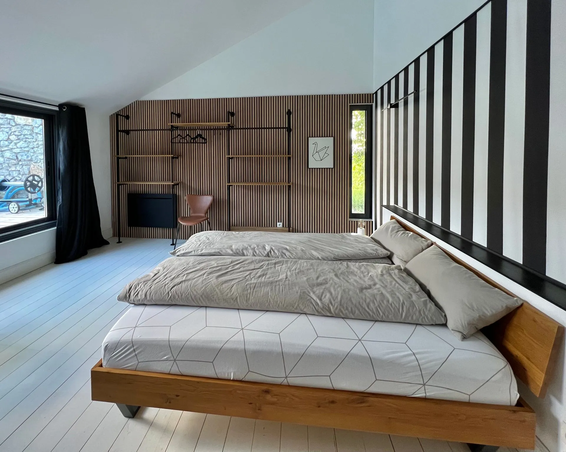 Pool-Zimmer, das größte Schlafzimmer direkt am Pool — Bild 1