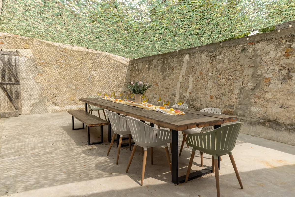 Morgenkaffee-Terrasse und Esstisch-Terrasse — Bild 3