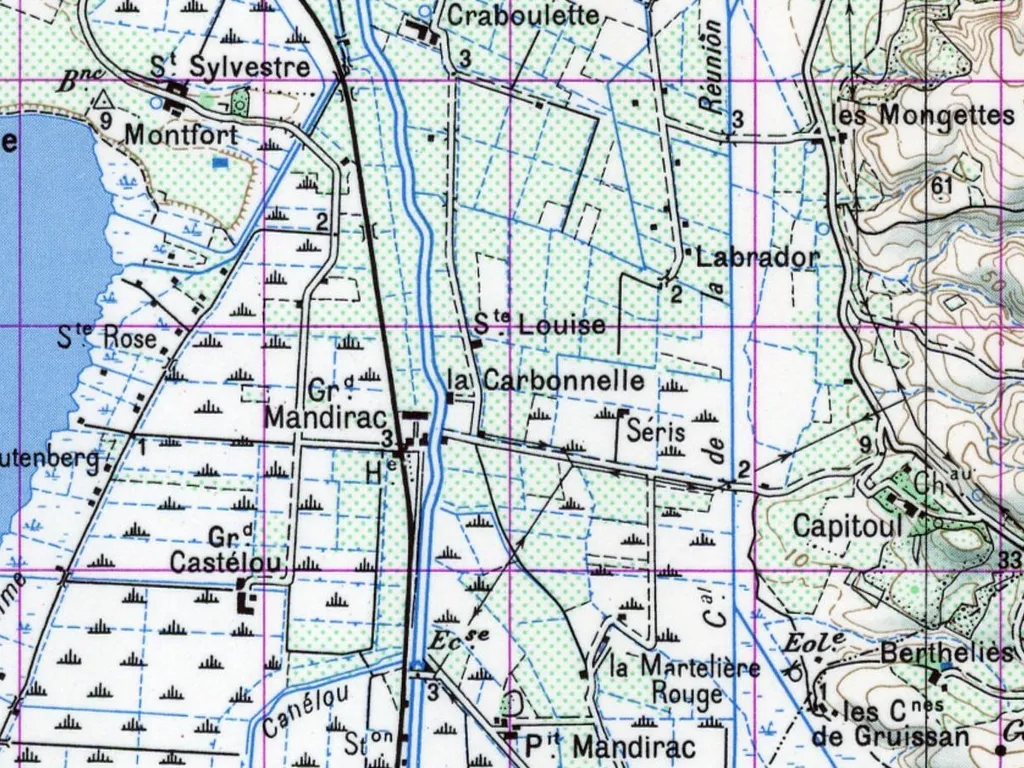 Ausschnitt der topografischen IGN-Karte von 1950 mit dem Eintrag „la Carbonnelle“ am Kanal, daneben „Gd Mandirac“ und „Ste Louise“